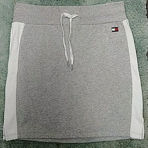 Tommy Hilfiger skirt